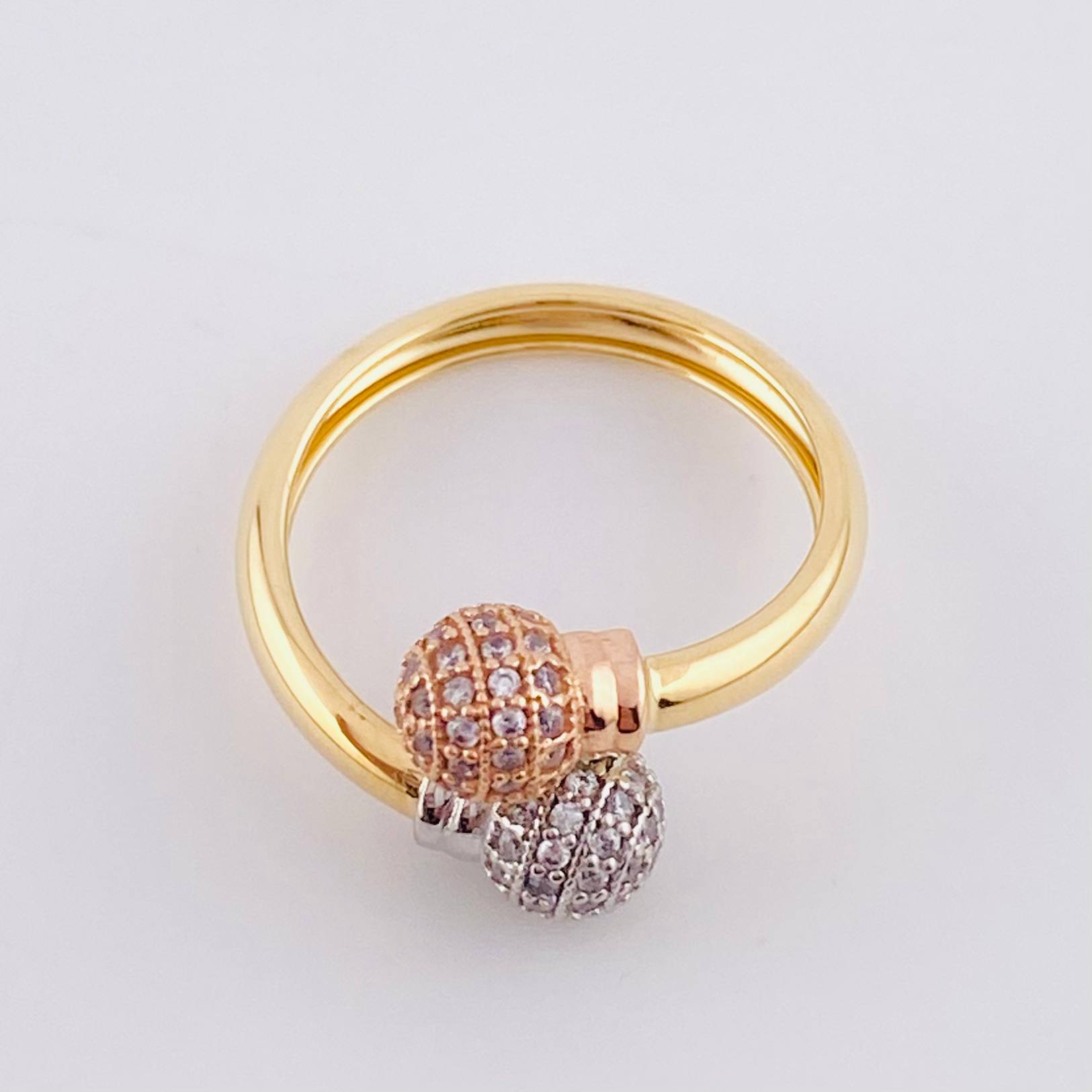 Anillo Tu y Yo 2.95g / T6 3/4 Tres Oros 18K