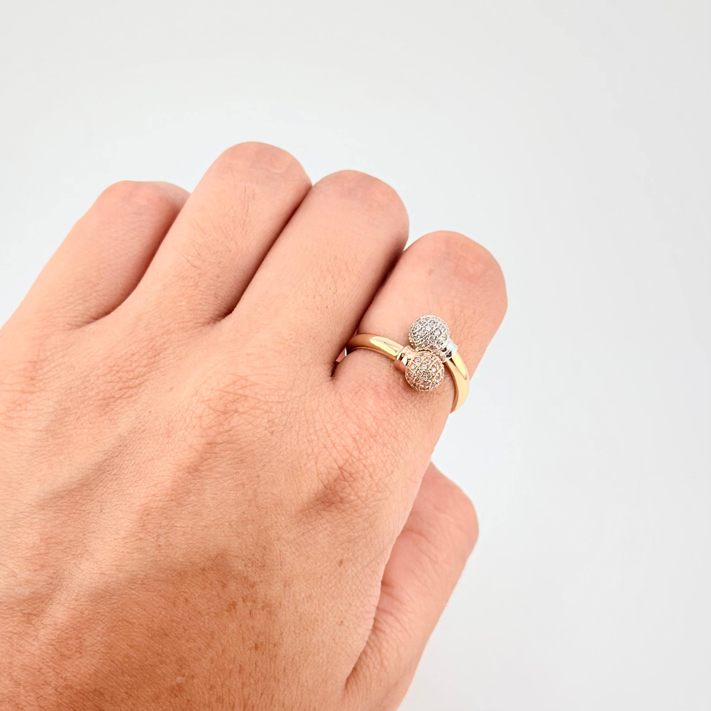 Anillo Tu y Yo 2.95g / T6 3/4 Tres Oros 18K