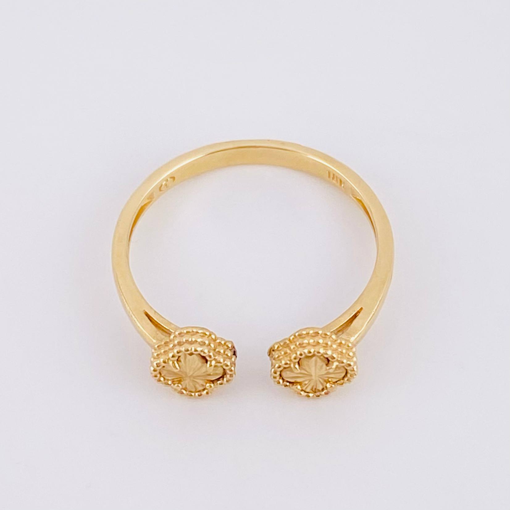 Anillo Dos Trebol 2.05g / T7 Oro Amarillo 18K