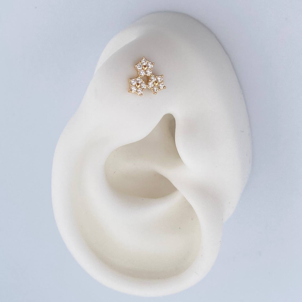 Topos Trio Flores 1.05gr / Circones Blancos Oro Amarillo 18K $