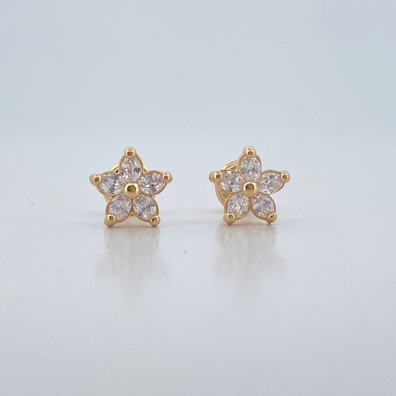Topos Flor 0.9gr / Circones Blancos Oro Amarillo 18K $