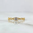 Anillo Solitario - Corazones Intercalados 1.45gr / T7 1/2 / Circones Blancos Oro Amarillo 18K