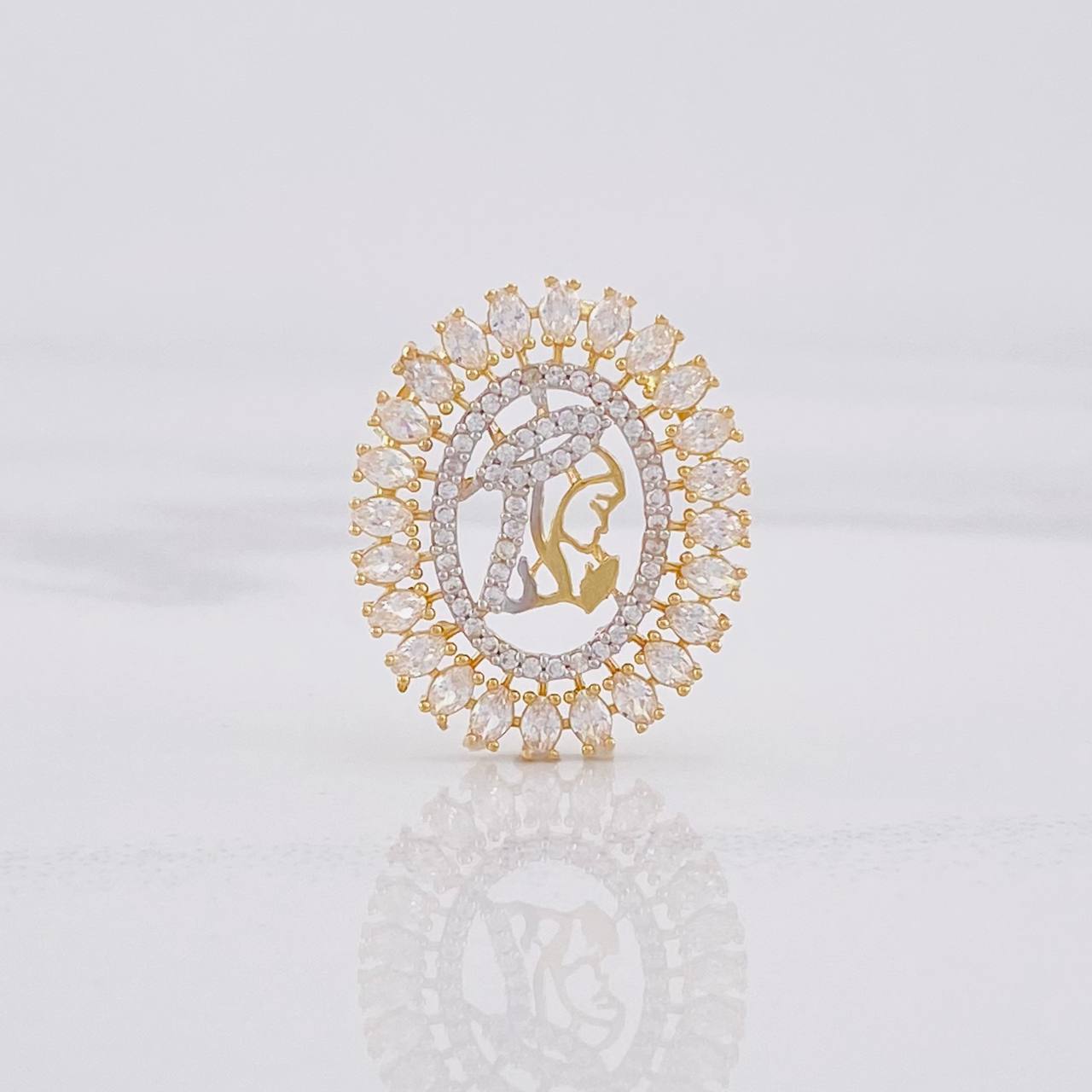 Dije Virgen María 2.95g / 2.4cm Dos Oros Amarillo Blanco 18K