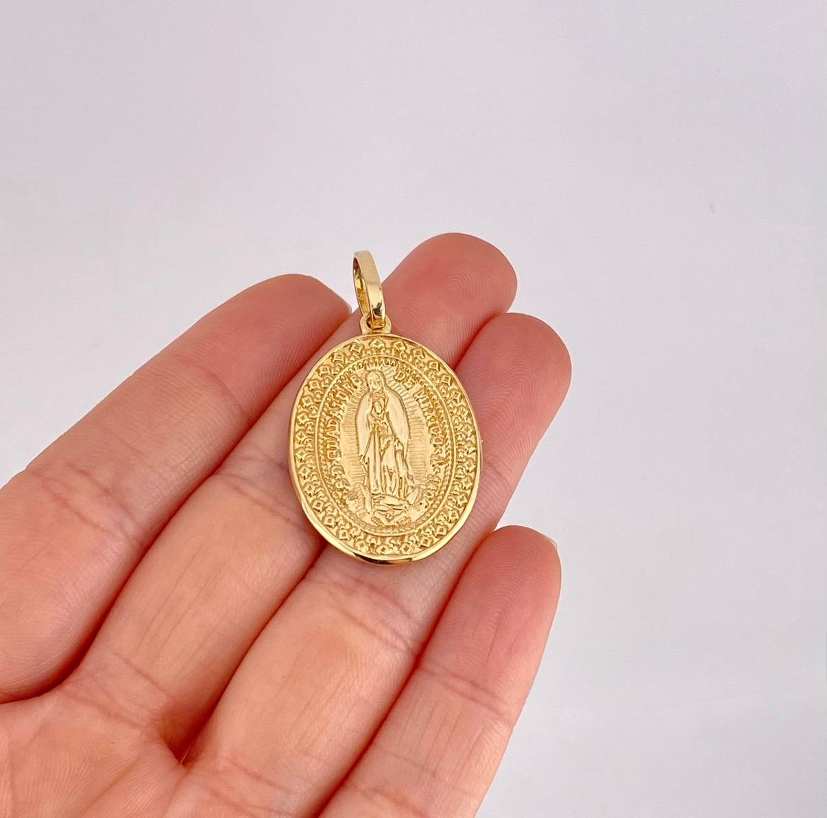 Dije Medalla Virgen de Guadalupe 8.3g / 4.1cm Oro Amarillo 18K