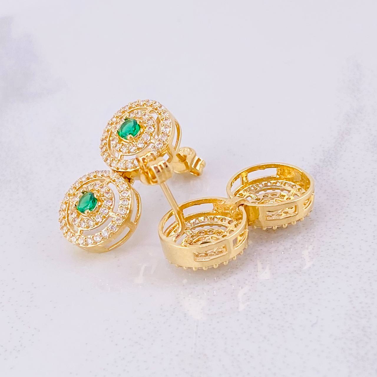 Topos Tenis Circular Colgante 5.65g / 10mm Oro Amarillo 18K