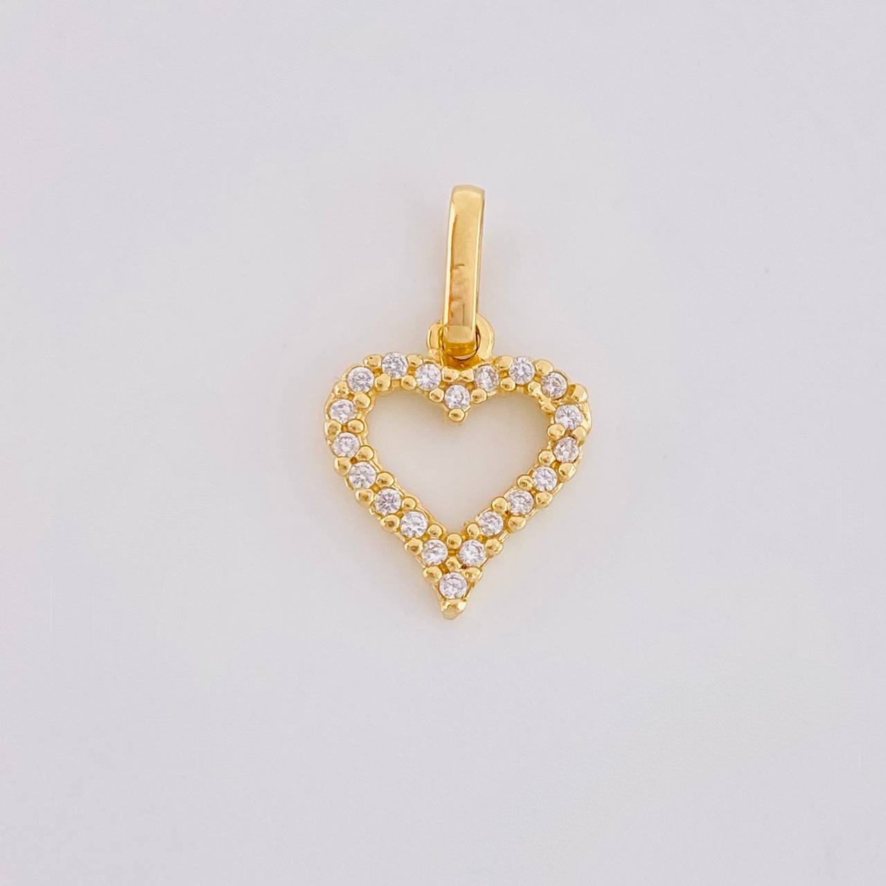 Dije Silueta Corazon Tupida 0.8g / 1.6cm Oro Amarillo 18K