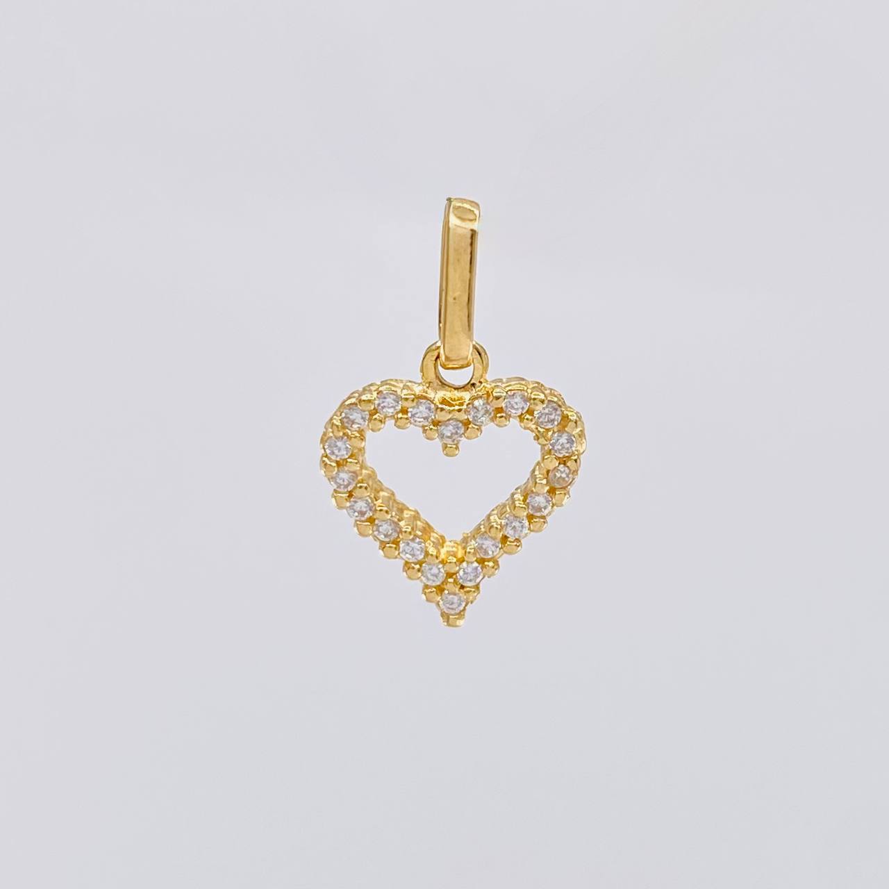 Dije Silueta Corazon Tupida 0.8g / 1.6cm Oro Amarillo 18K