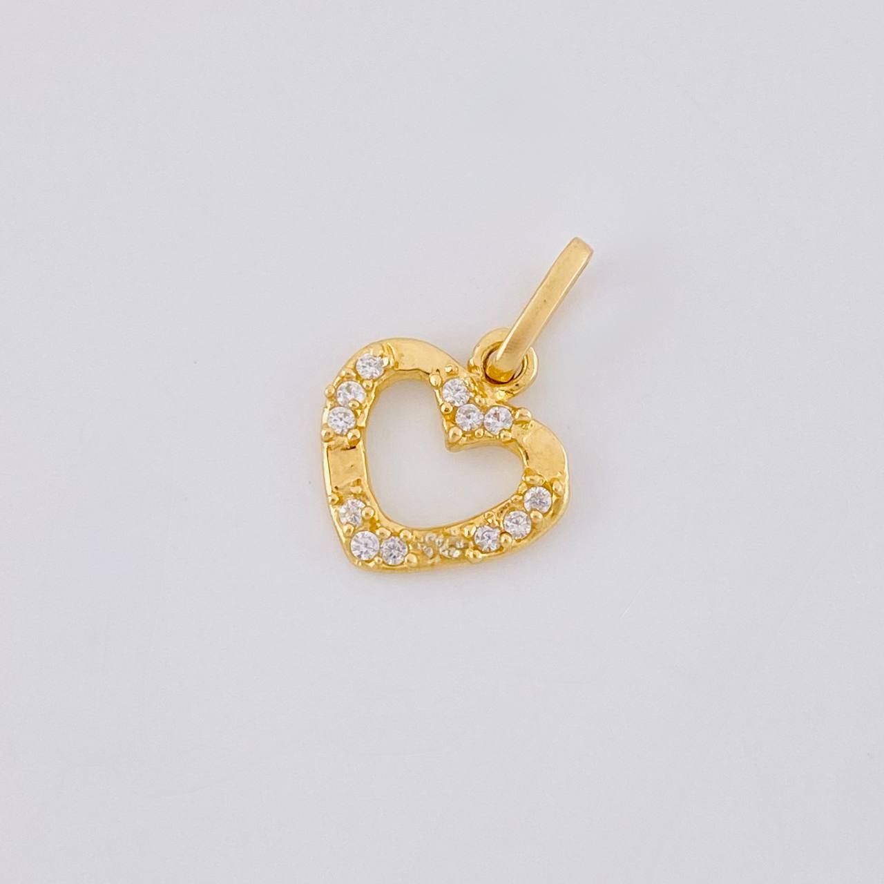 Dije Silueta Corazon Tupido 0.65g / 1.5cm Oro Amarillo 18K
