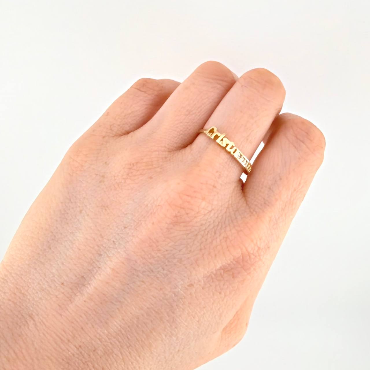 Anillo Cristo 1.85g / T7 1/2 Oro Amarillo 18K