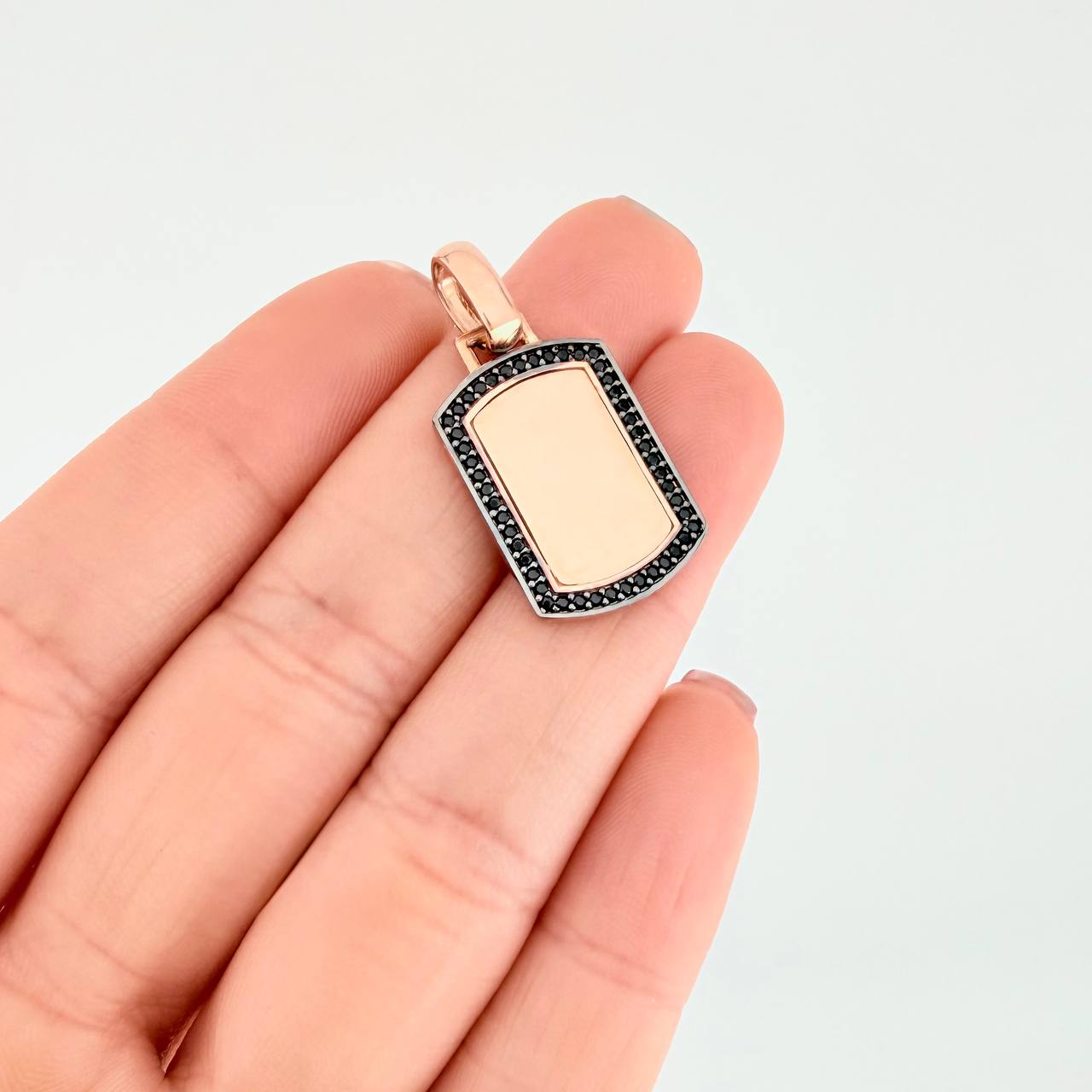Dije Placa Rectangular Ovalada 3.5g / 3cm Oro Rosa 18K
