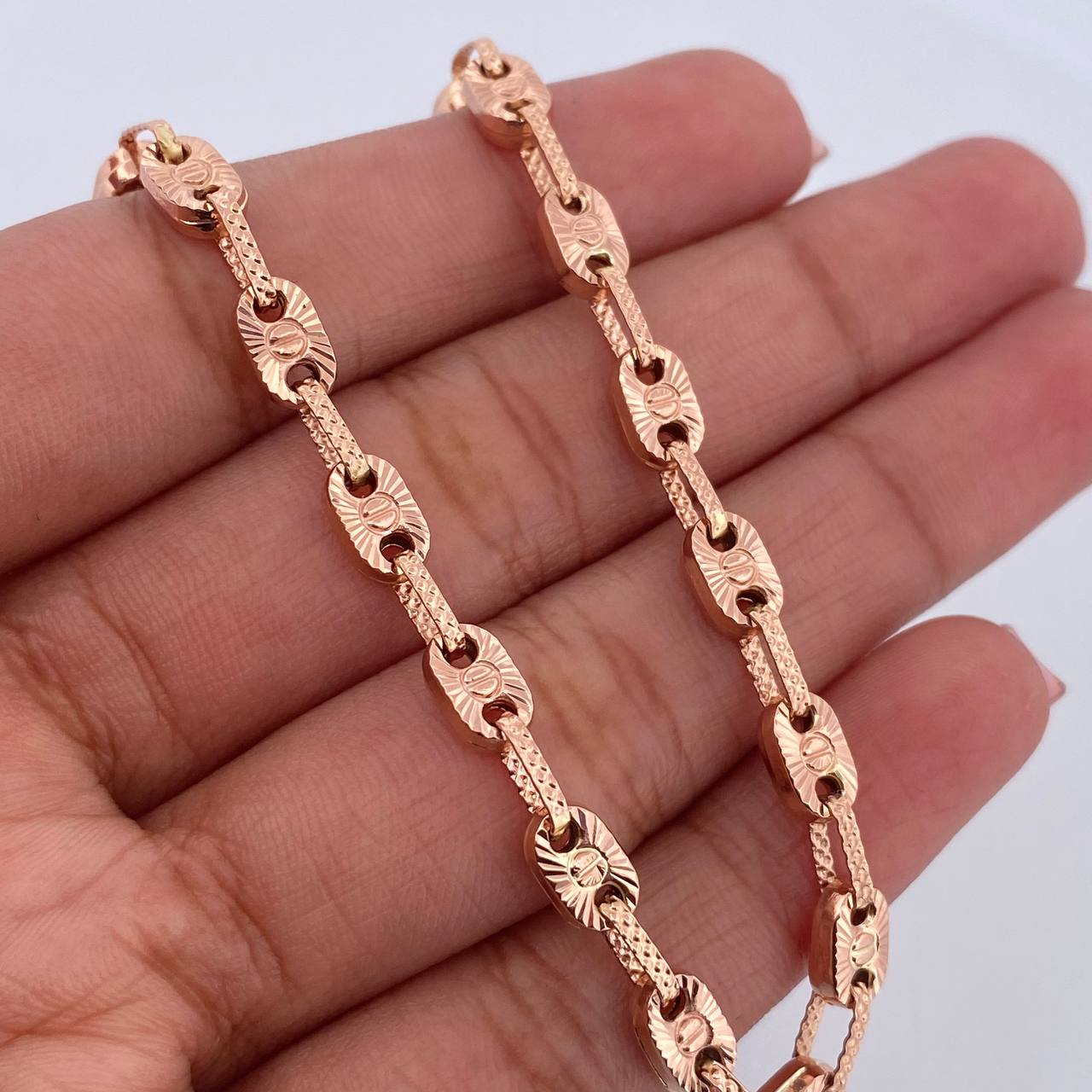 Tobillera Rustica Tornillo 6.55gr / 26cm / 4.3mm Diamantado Oro Rosa 18K $
