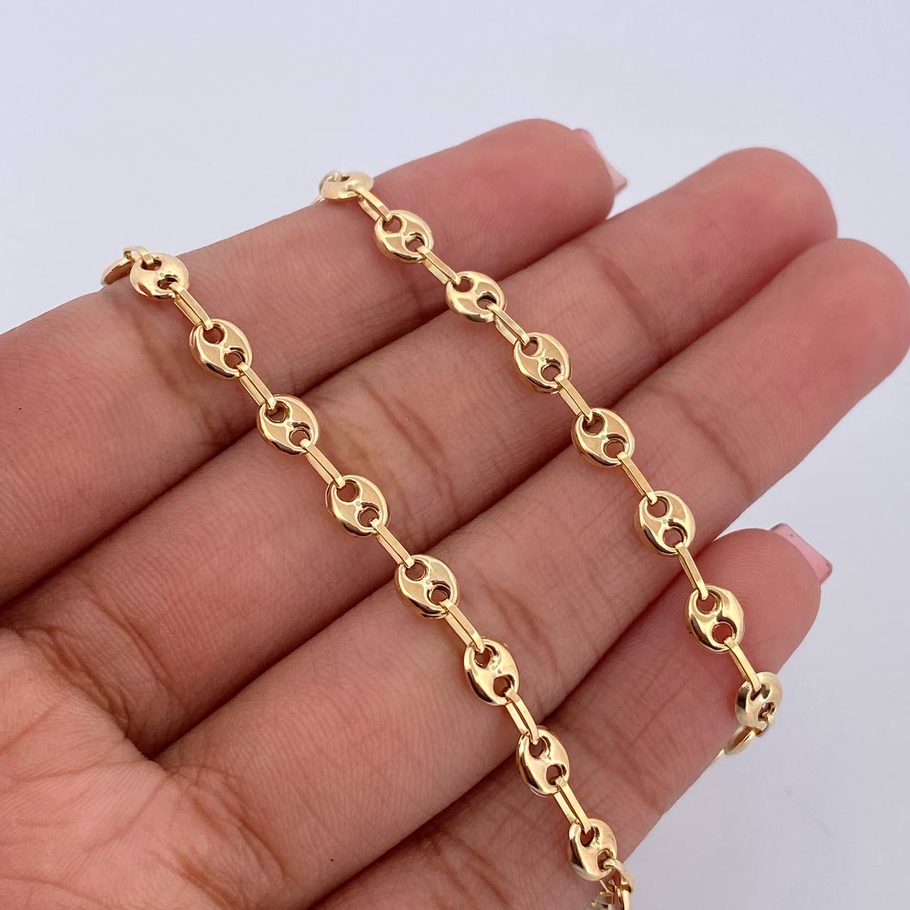 Cadena GC 8.3gr / 62.2cm / 4mm Oro Amarillo 18K $