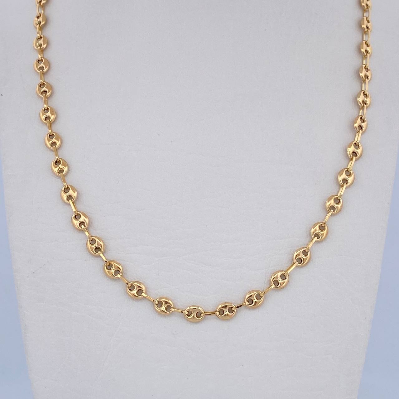 Cadena GC 8.3gr / 62.2cm / 4mm Oro Amarillo 18K $