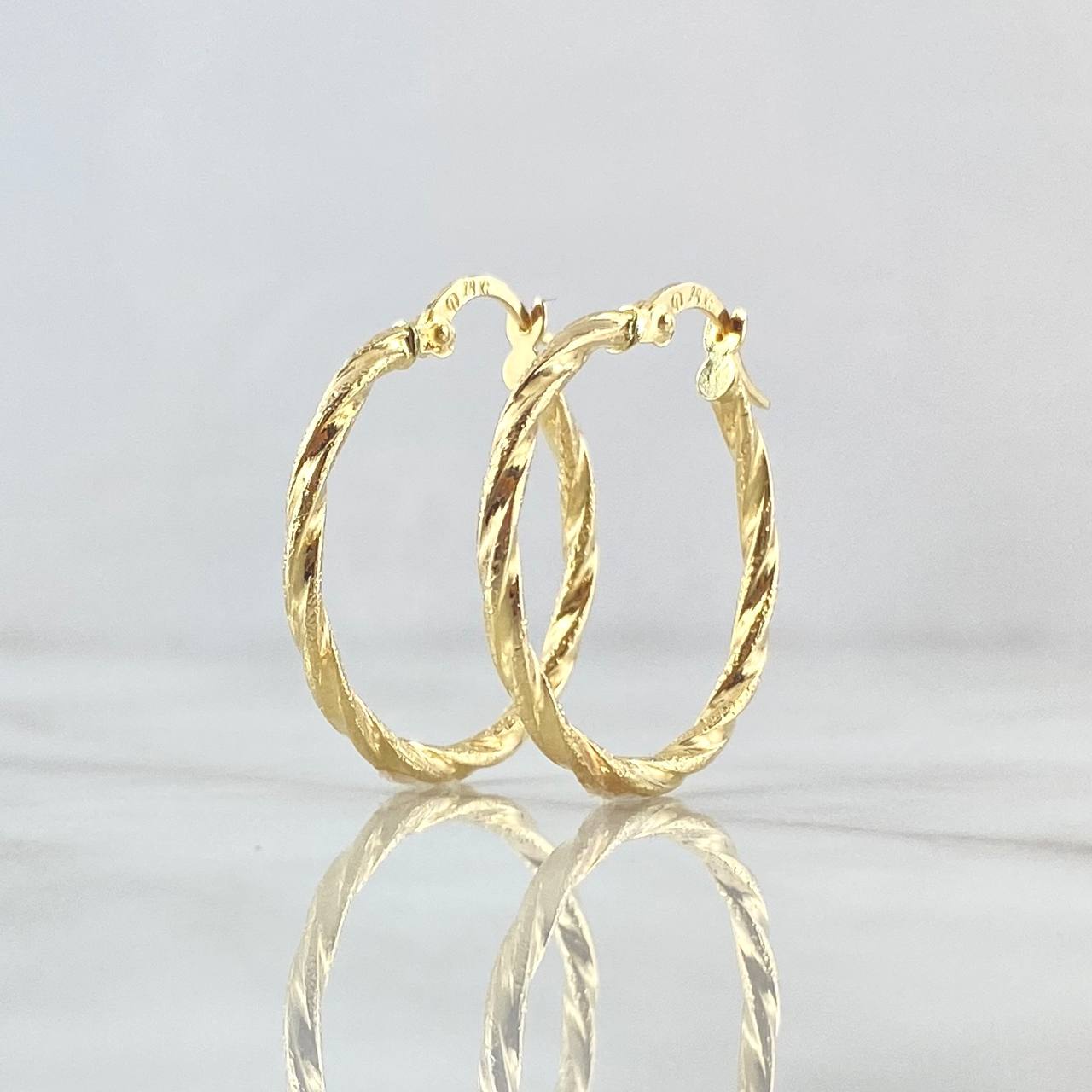 Candongas Sami 1.65gr / 2.8cm / Oro Amarillo 18K *