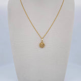 Set Cadena Singapur 1.05gr / 45cm / 0.7mm + Dije San Benito / 0.45gr / 1.4cm Troquelado Oro Amarillo 18K (Oferta) $