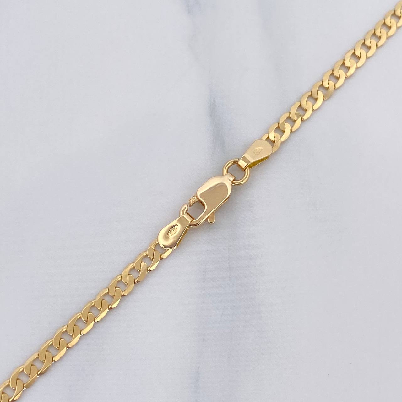 Cadena Cubana 8.15 g / 60.5 cm / 2.9 mm Oro Amarillo 18K
