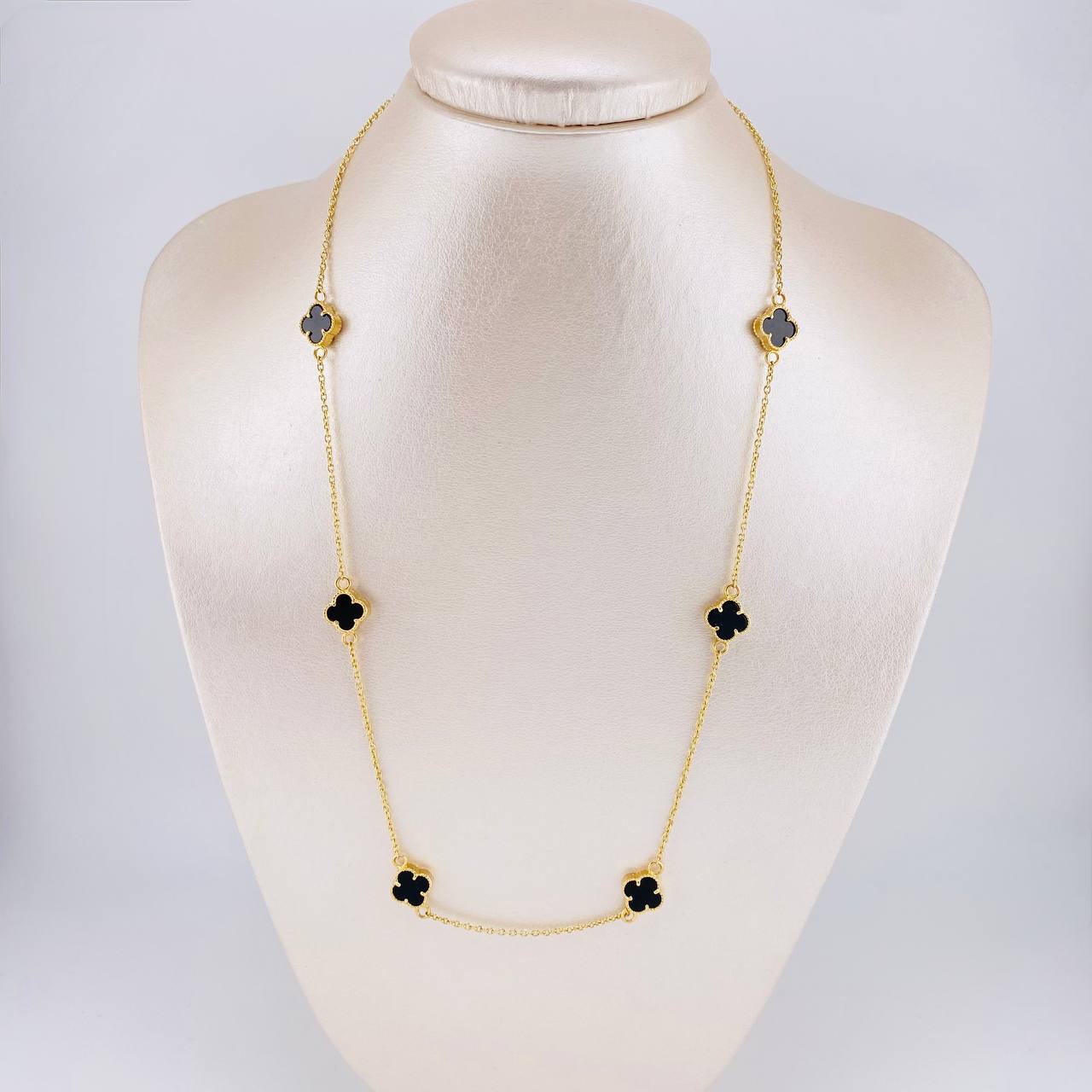 Cadena Aro Seguido Trebol Onix 8.55g / 50cm / 1.55mm Oro Amarillo 18K