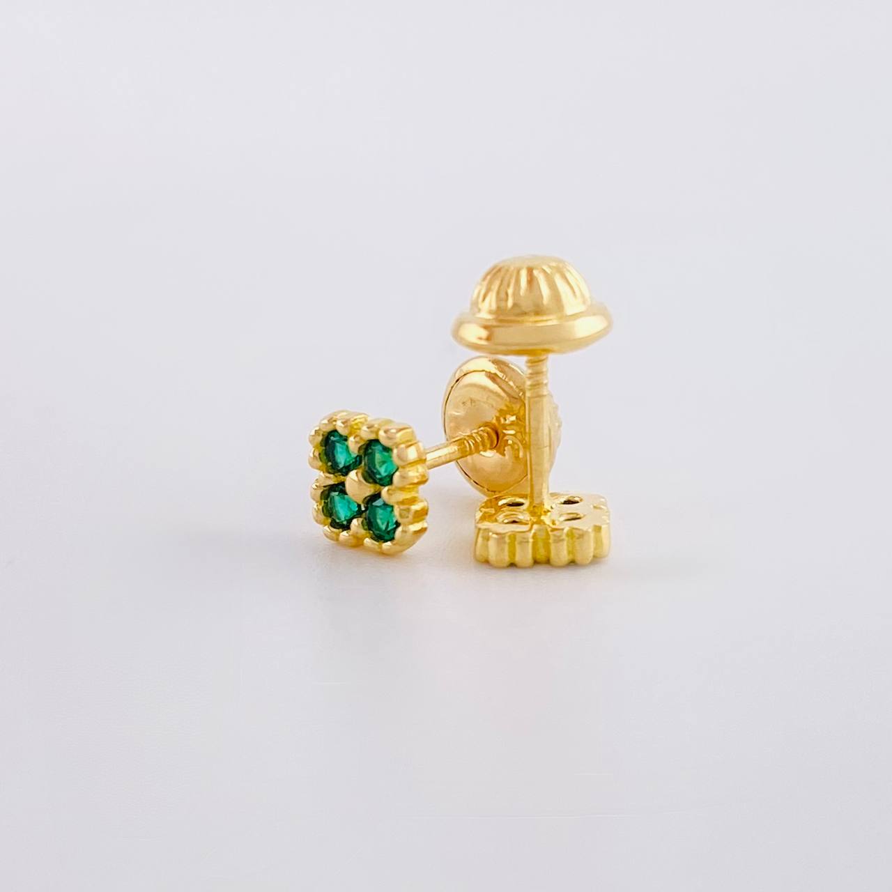 Topos Flor Borde Texturizado 1g / 4.9mm Oro Amarillo 18K