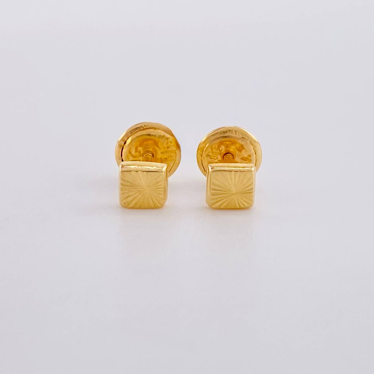 Topos Cuadro Diamantado 0.5g / 4mm Oro Amarillo 18K