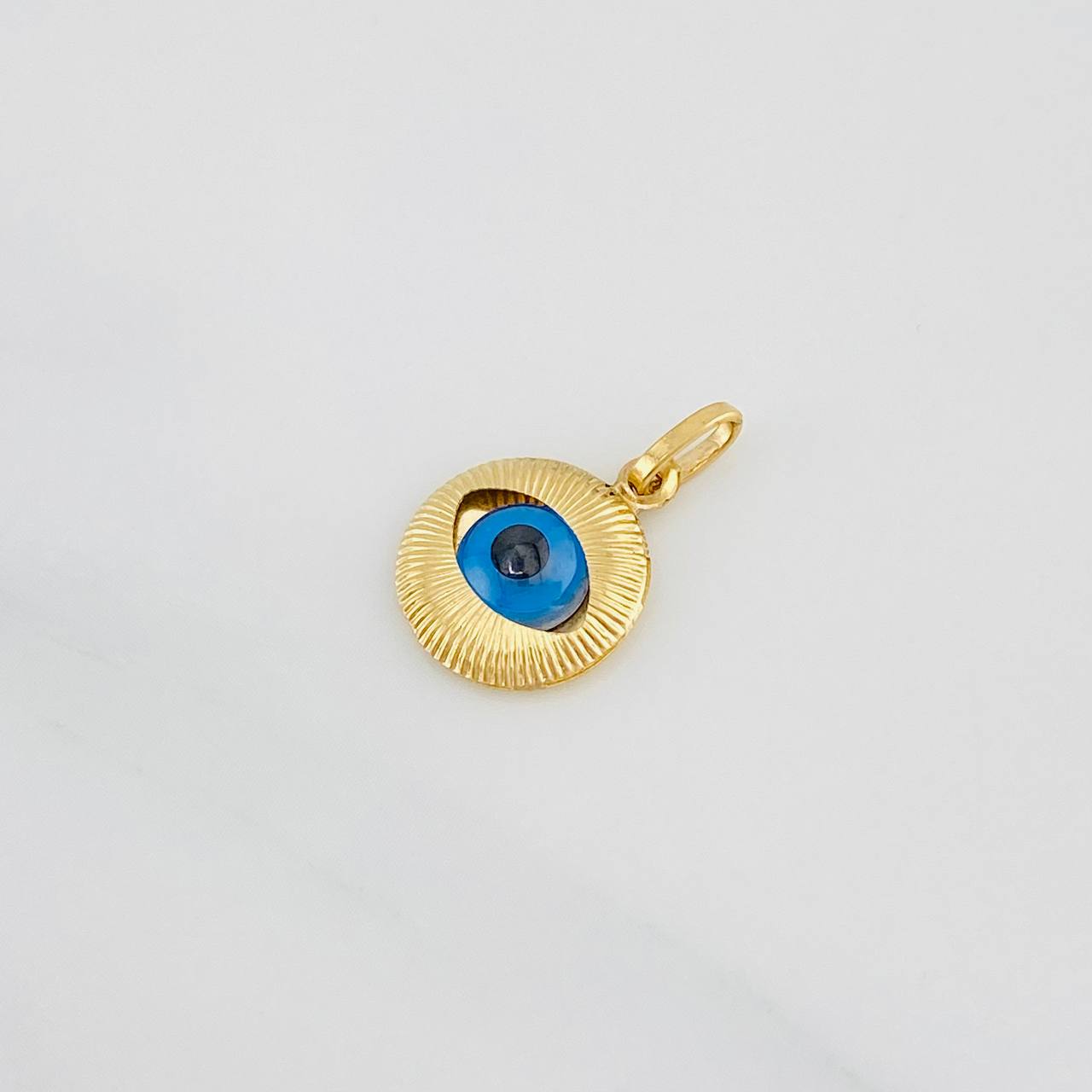 Dije Ojo Turco 0.95g / 1.7cm Oro Amarillo 18K