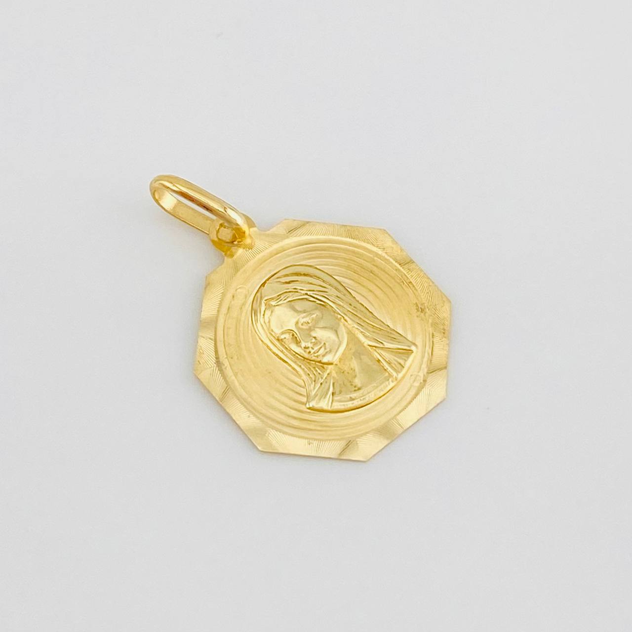 Dije Medalla Virgen Maria 1.05g / 2.3cm Oro Amarillo 18K