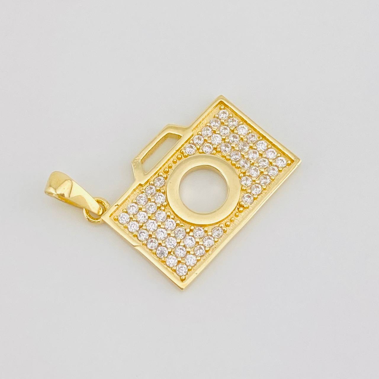 Dije Camara 1.4g / 1.3cm Oro Amarillo 18K
