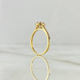 Anillo Solitario Halo Tupido 2.1gr / T7  / Circones Blancos Oro Amarillo 18K *