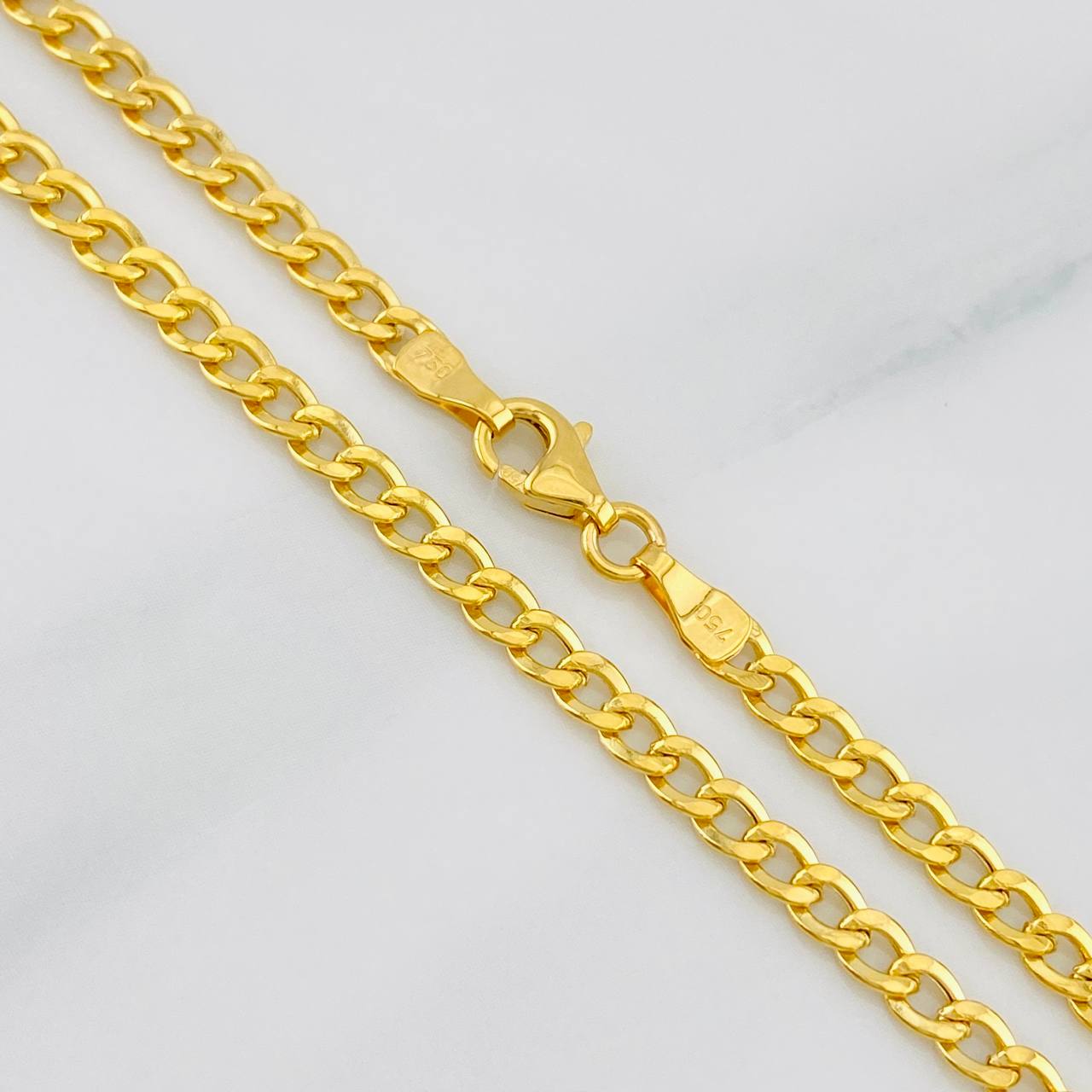 Cadena Cubana 6.75g / 60cm / 3.1mm Oro Amarillo 18K