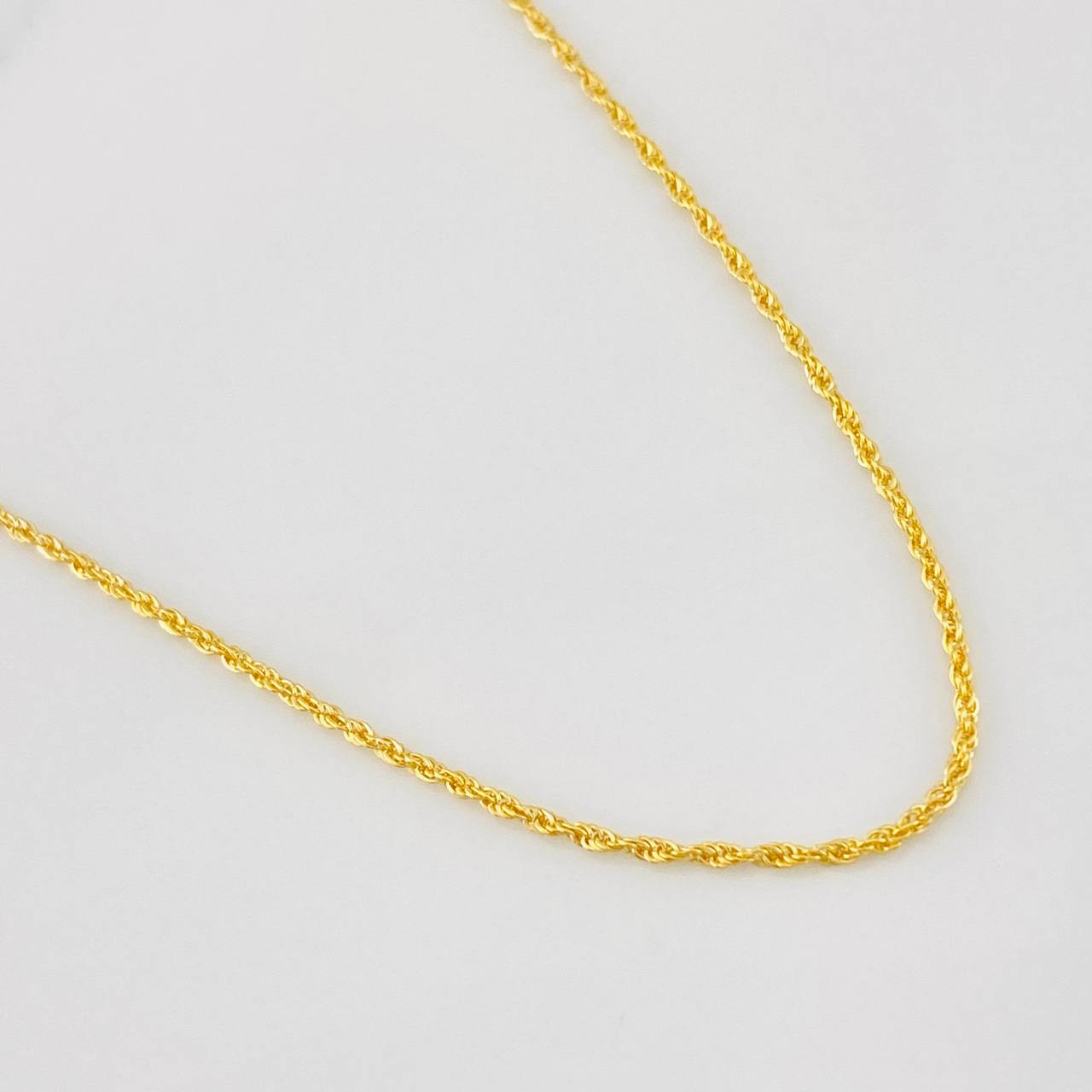 Cadena Lazo 0.9g / 50cm / 1.2mm Oro Amarillo 18K