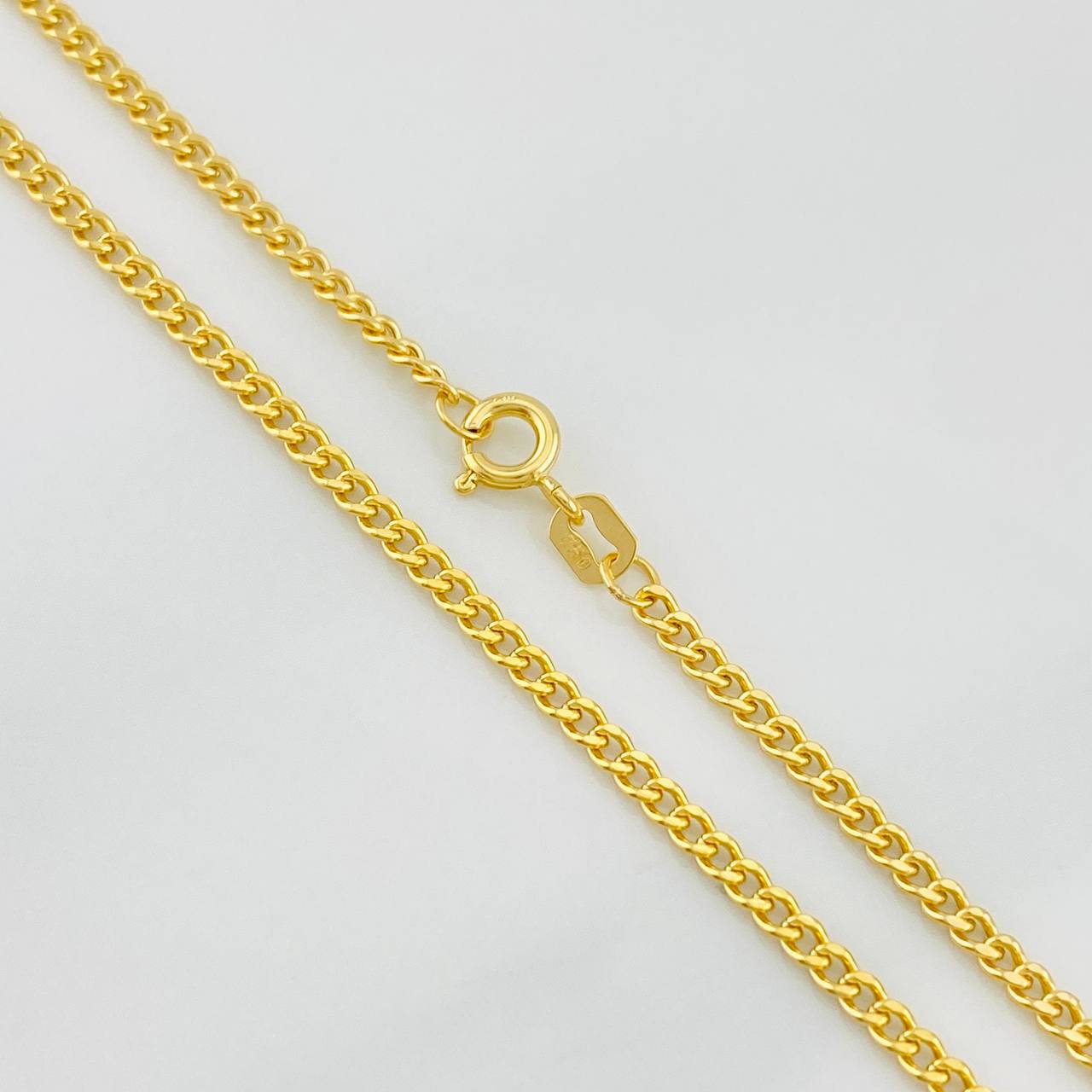Cadena Cubana 4.05g / 60cm / 2.1mm Oro Amarillo 18K