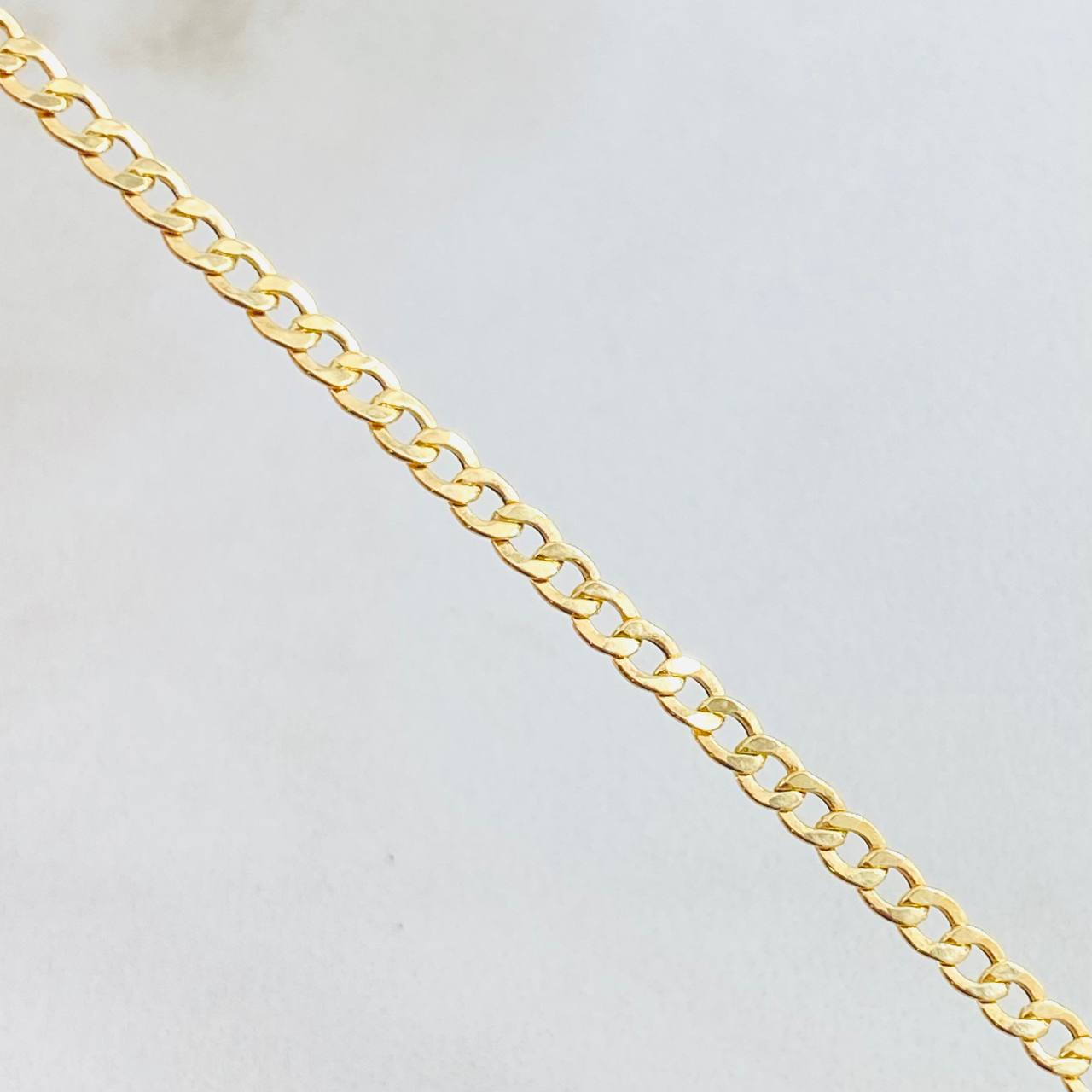 Pulso Cubano 1.45gr / 19cm / Oro Amarillo +1 18K ©