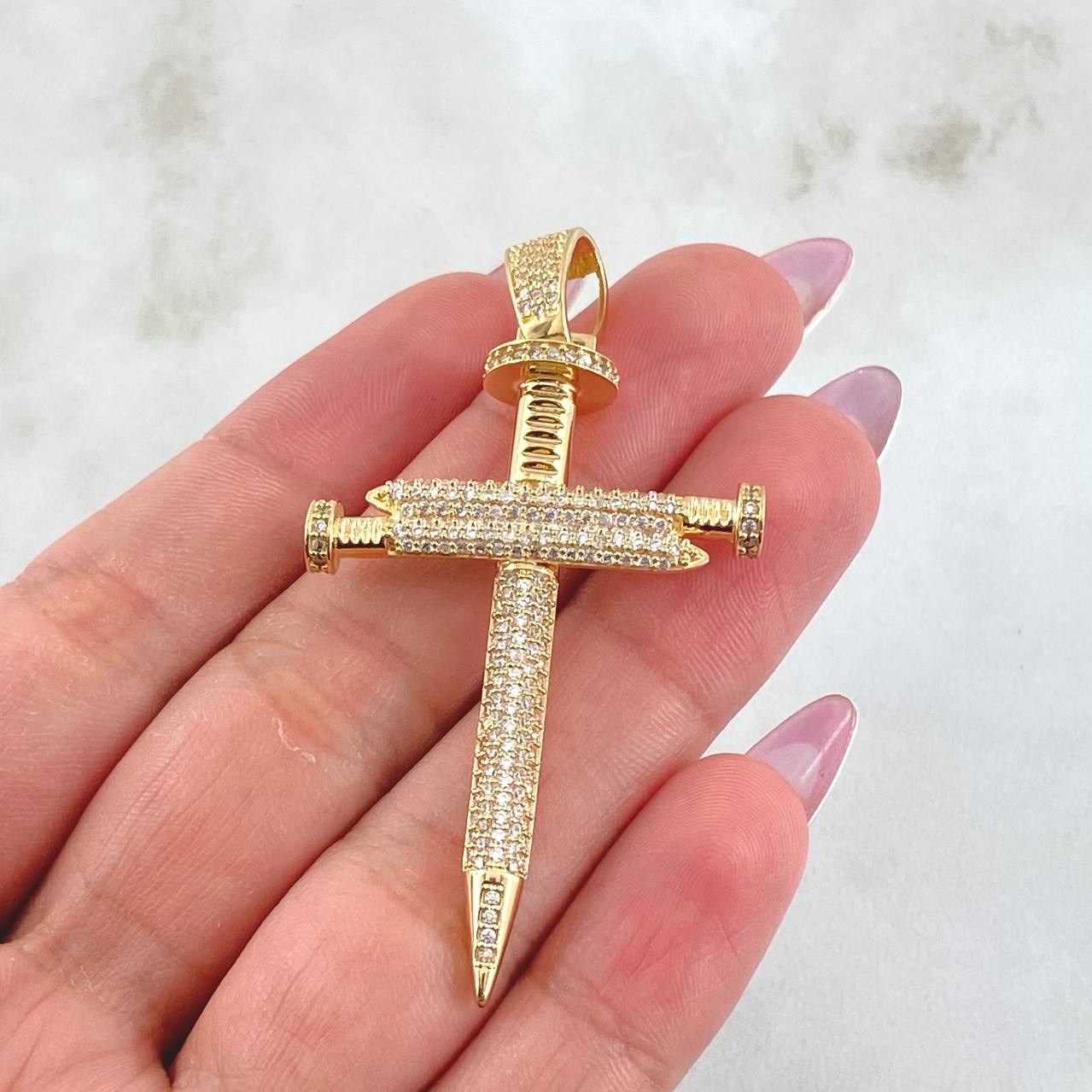 Dije Cruz Clavos 8.65gr / 6cm / Oro Amarillo 18K ©