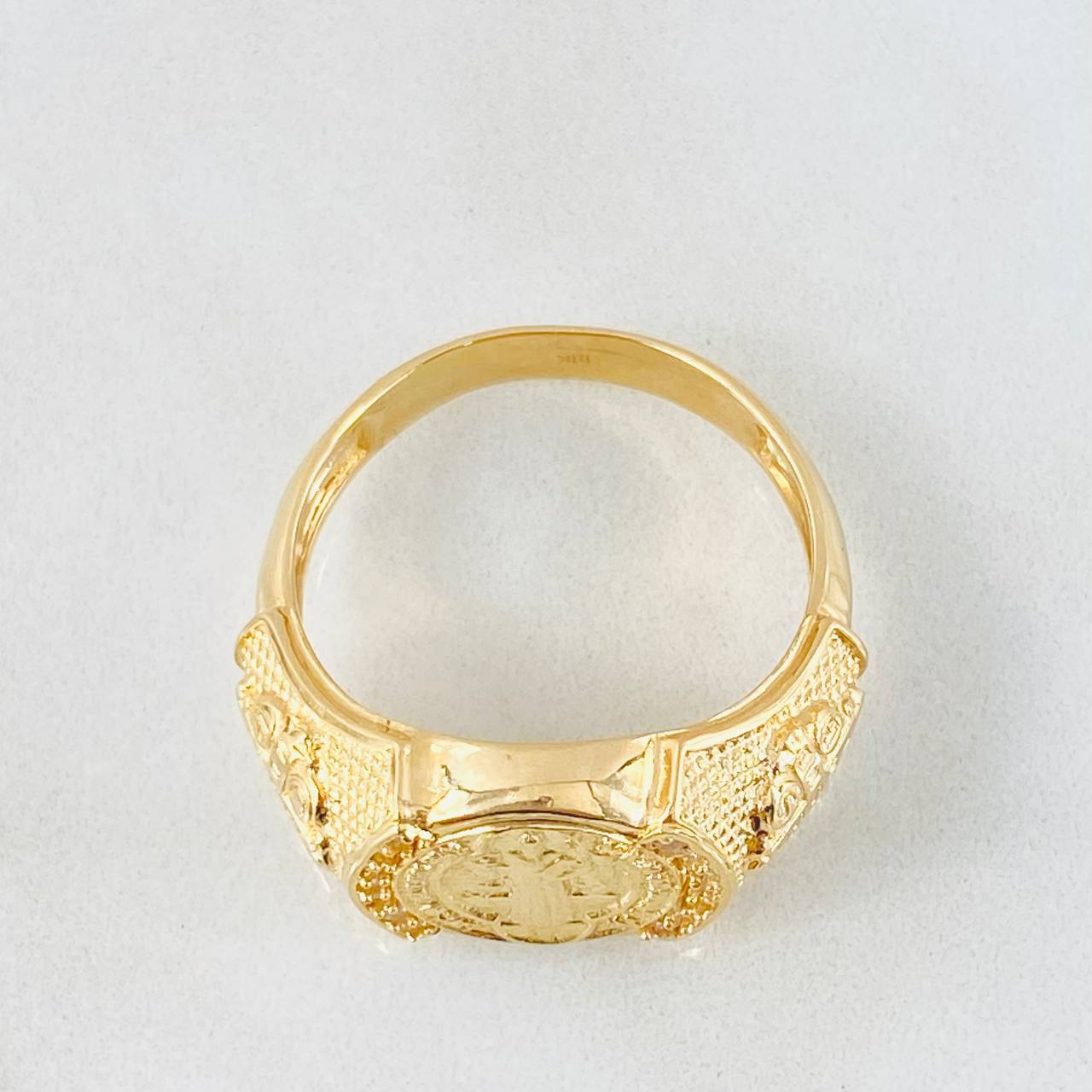 Anillo San Benito Escudo Punteado 8.7gr / T11 / Oro Amarillo 18K ©