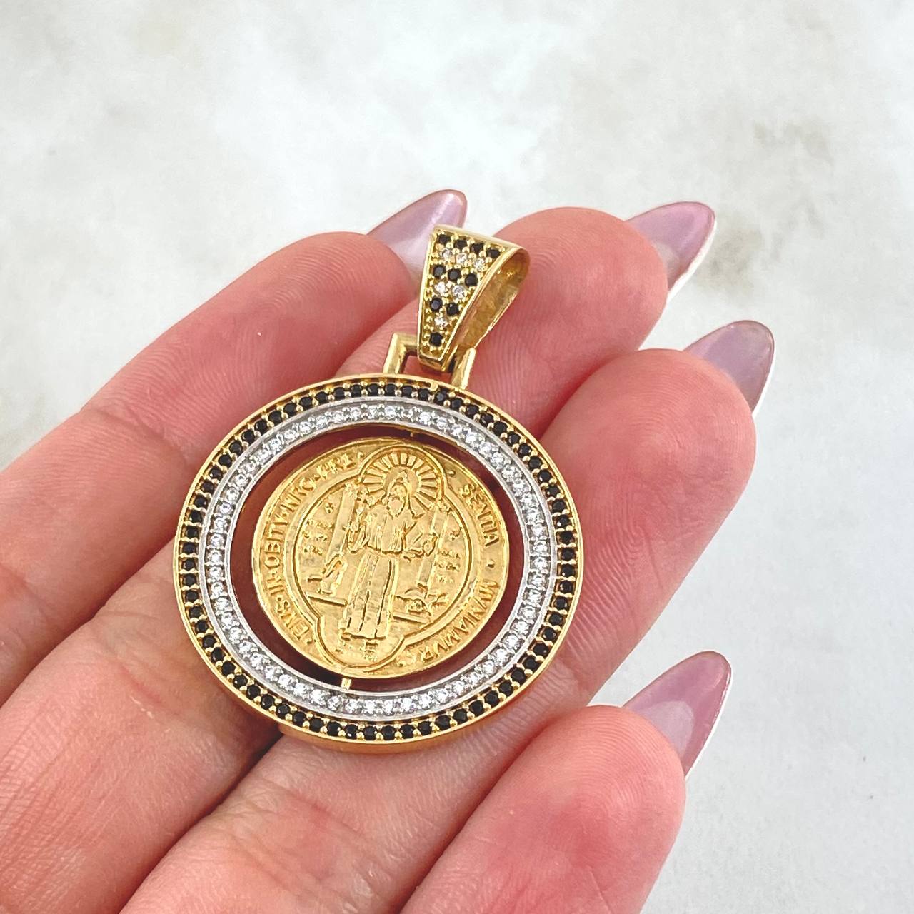 Dije San Benito 8.35gr / 4cm / Oro Amarillo 18K