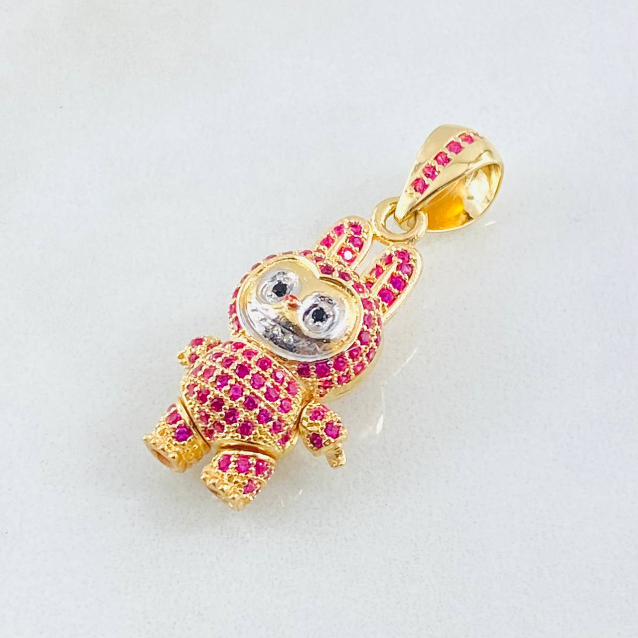 Dije Conejo Sonriente 6.05gr / 3.4cm / Dos Oros Amarillo Blanco 18K *