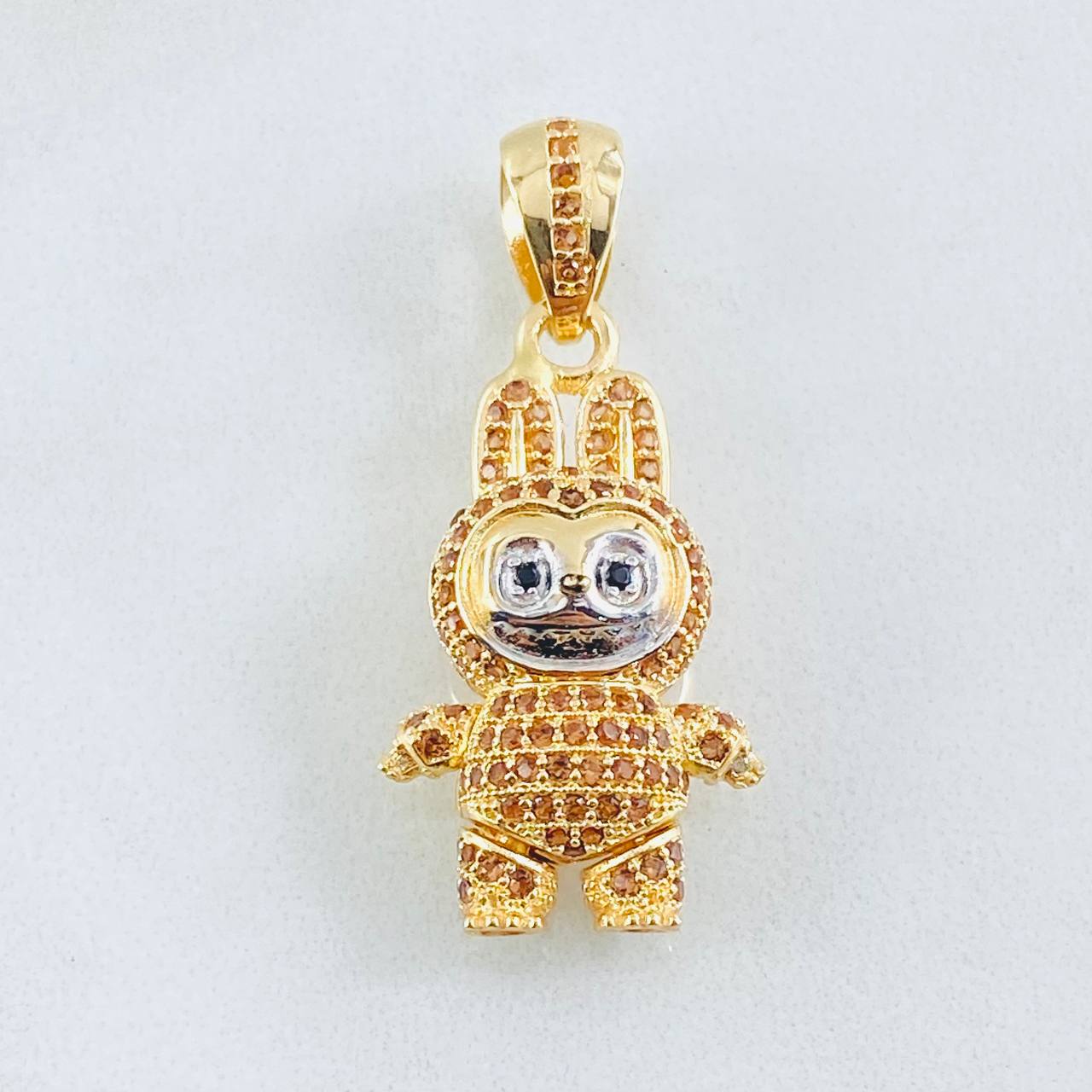 Dije Conejo Sonriente 6.15gr / 3.4cm / Dos Oros Amarillo Blanco 18K *