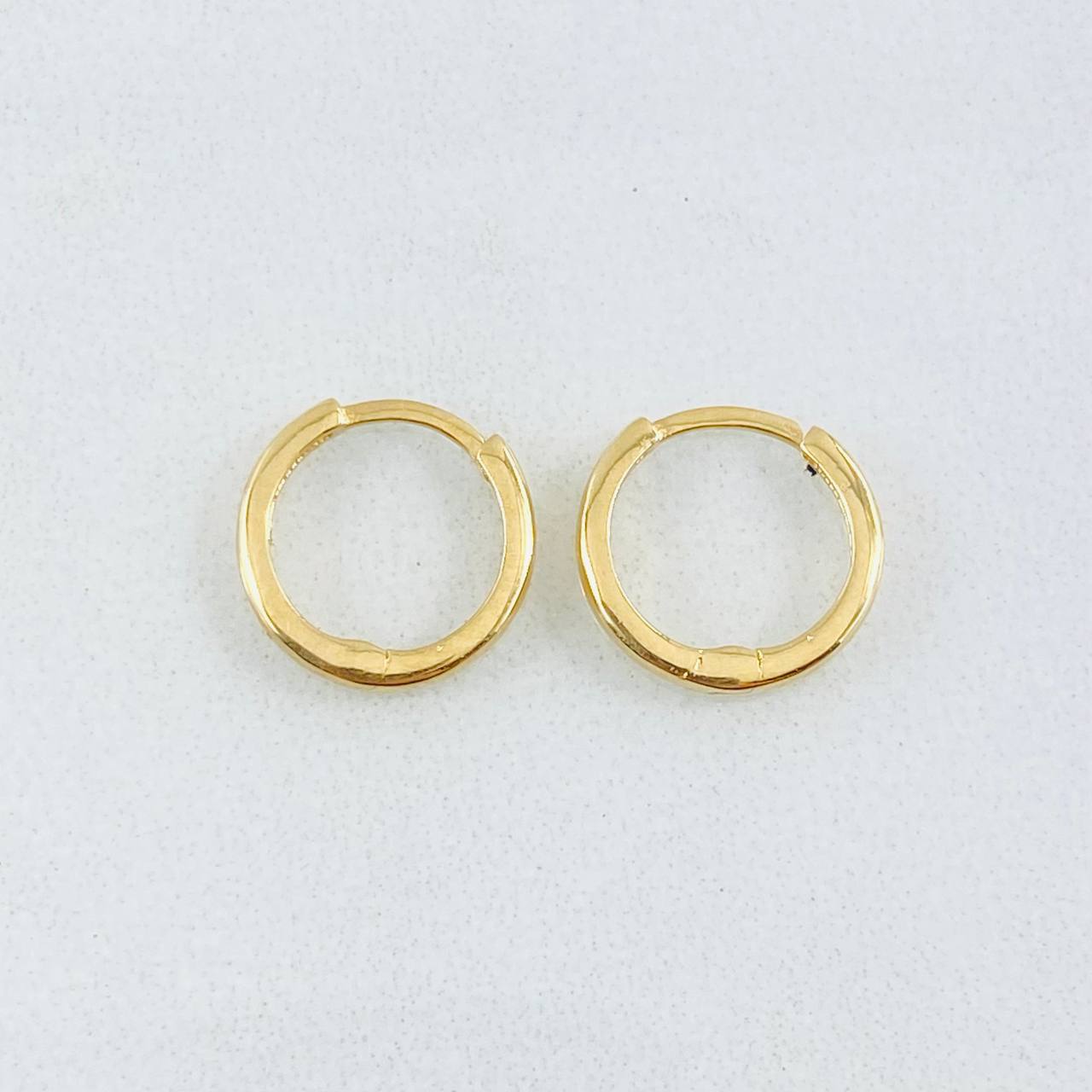 Candongas Carril Liso 1.05gr / 1cm / Oro Amarillo 18K *