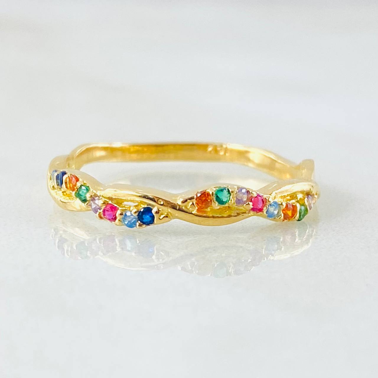 Anillo Entrelazado 1.8gr / T7 1/4 / Oro Amarillo 18K *
