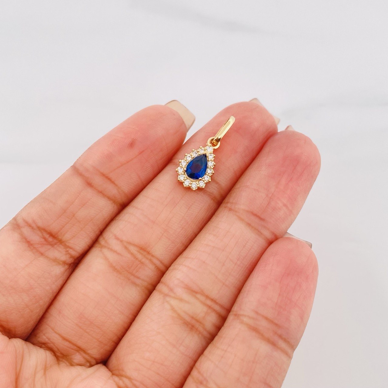 Dije Gota Tupida 1.2g / 1.8cm Oro Amarillo 18K