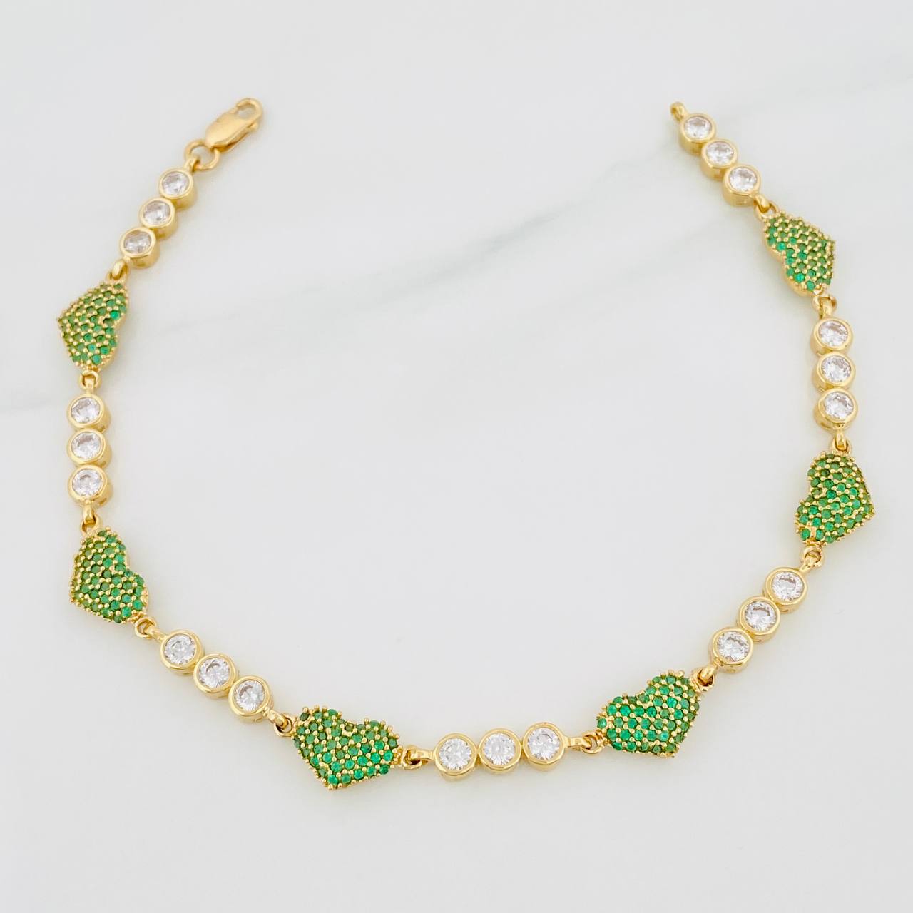 Pulso Halo Corazones 10.2g / 20cm / 4.2mm Oro Amarillo 18K