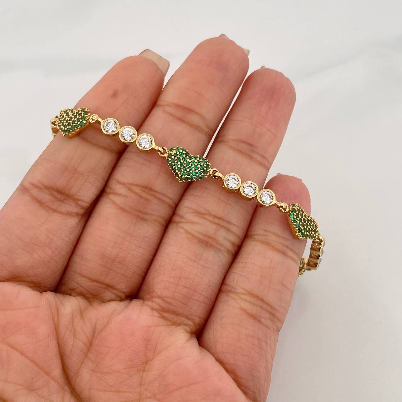 Pulso Halo Corazones 10.2g / 20cm / 4.2mm Oro Amarillo 18K