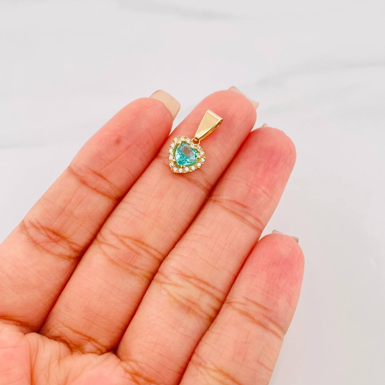 Dije Halo Corazón 1.15g / 1.6cm Oro Amarillo 18K