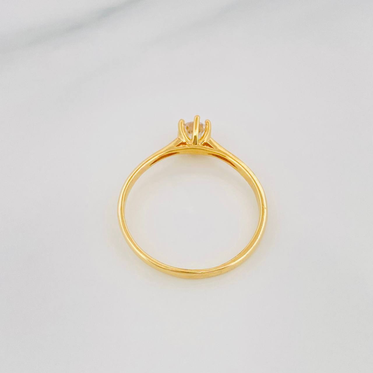 Anillo Solitario 1.7g / T7 1/4 Oro Amarillo 18K