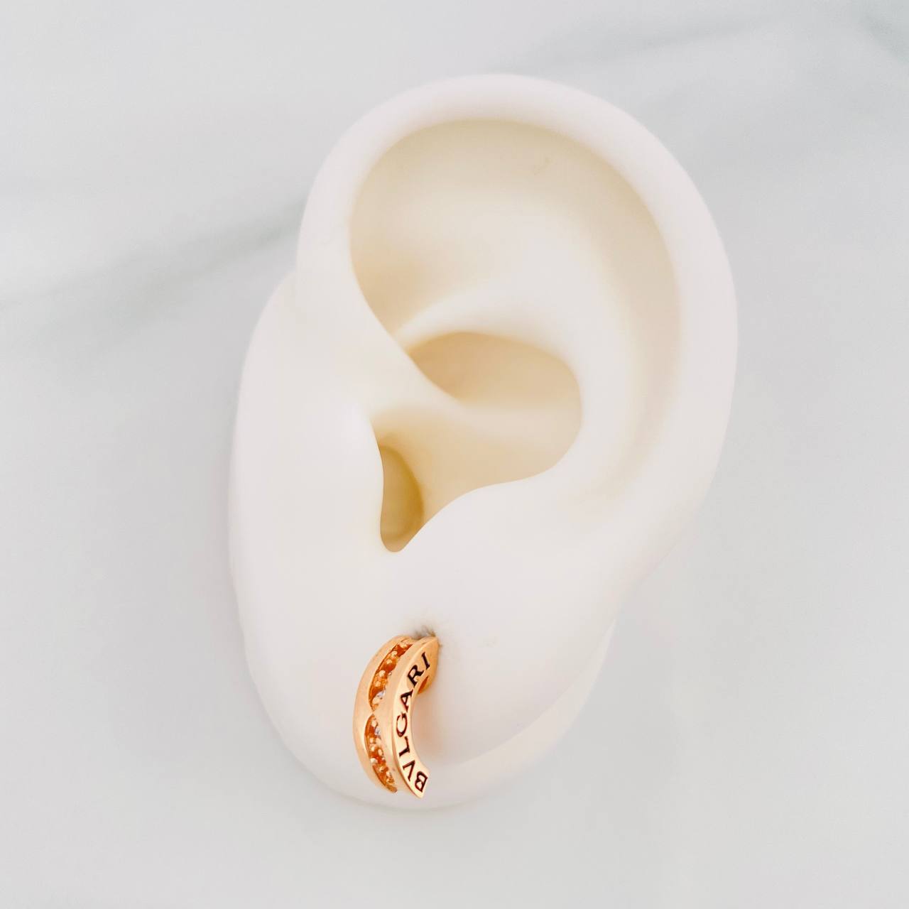 Topos Bv Medio Carril 2.8g / 4mm Oro Rosa 18K