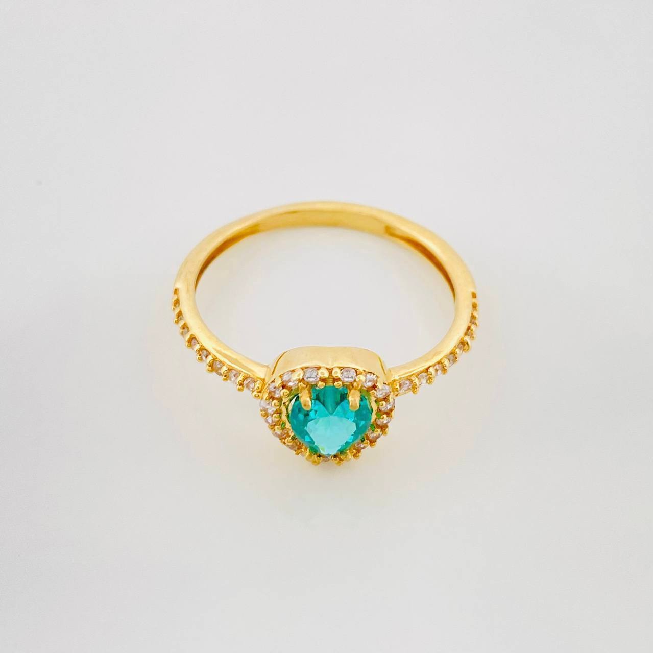 Anillo Halo Corazón 2.45g / T7 Oro Amarillo 18K