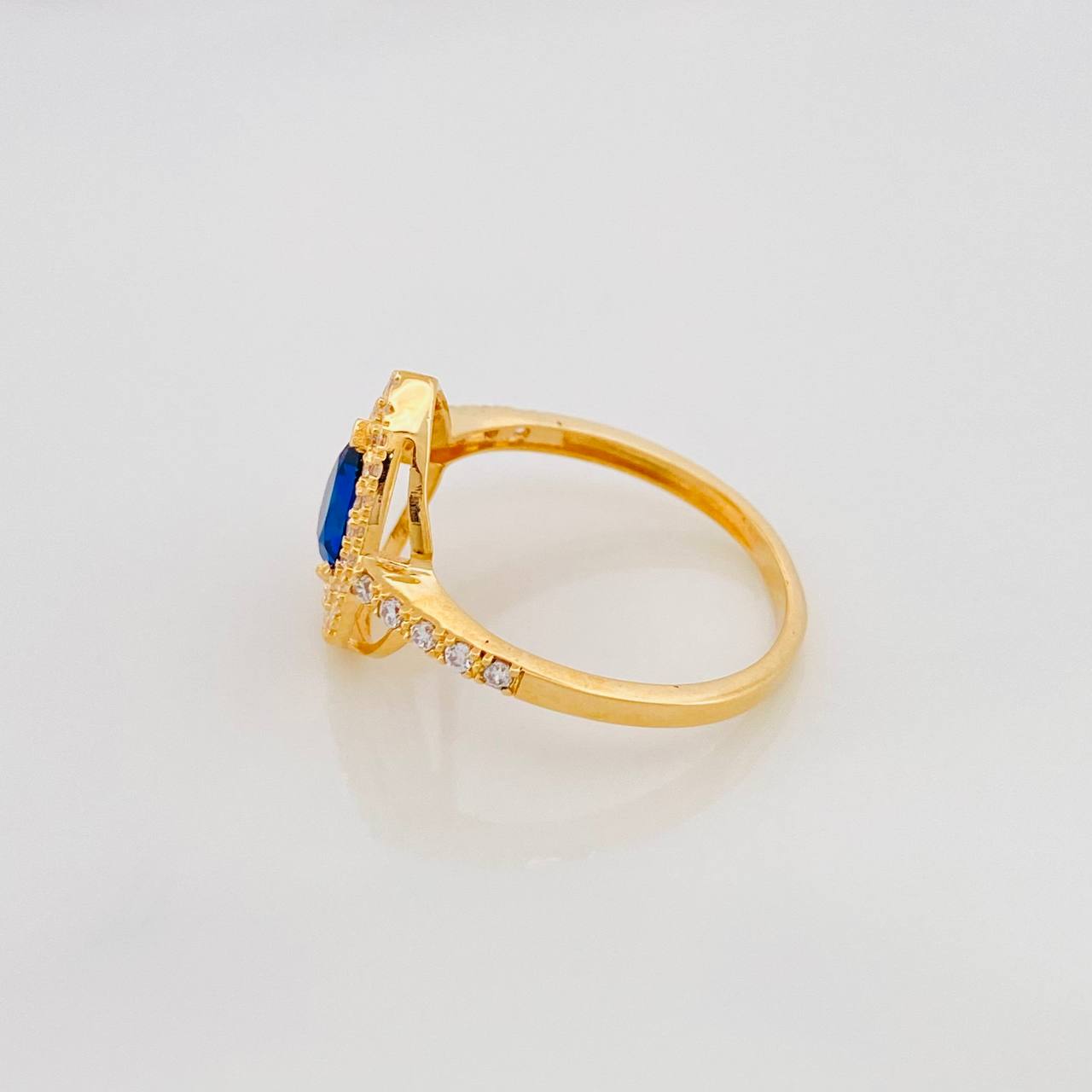 Anillo Halo Gota 2.55g / T6 1/2 Oro Amarillo 18K