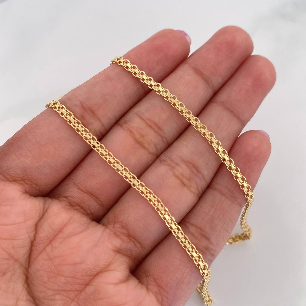 Cadena China 8.85 g / 61 cm / 2.4 mm Oro Amarillo 18K