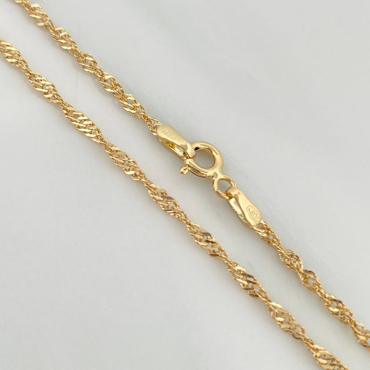 Cadena Singapur 1.55 g / 45 cm / 1.4 mm Oro Amarillo 18K