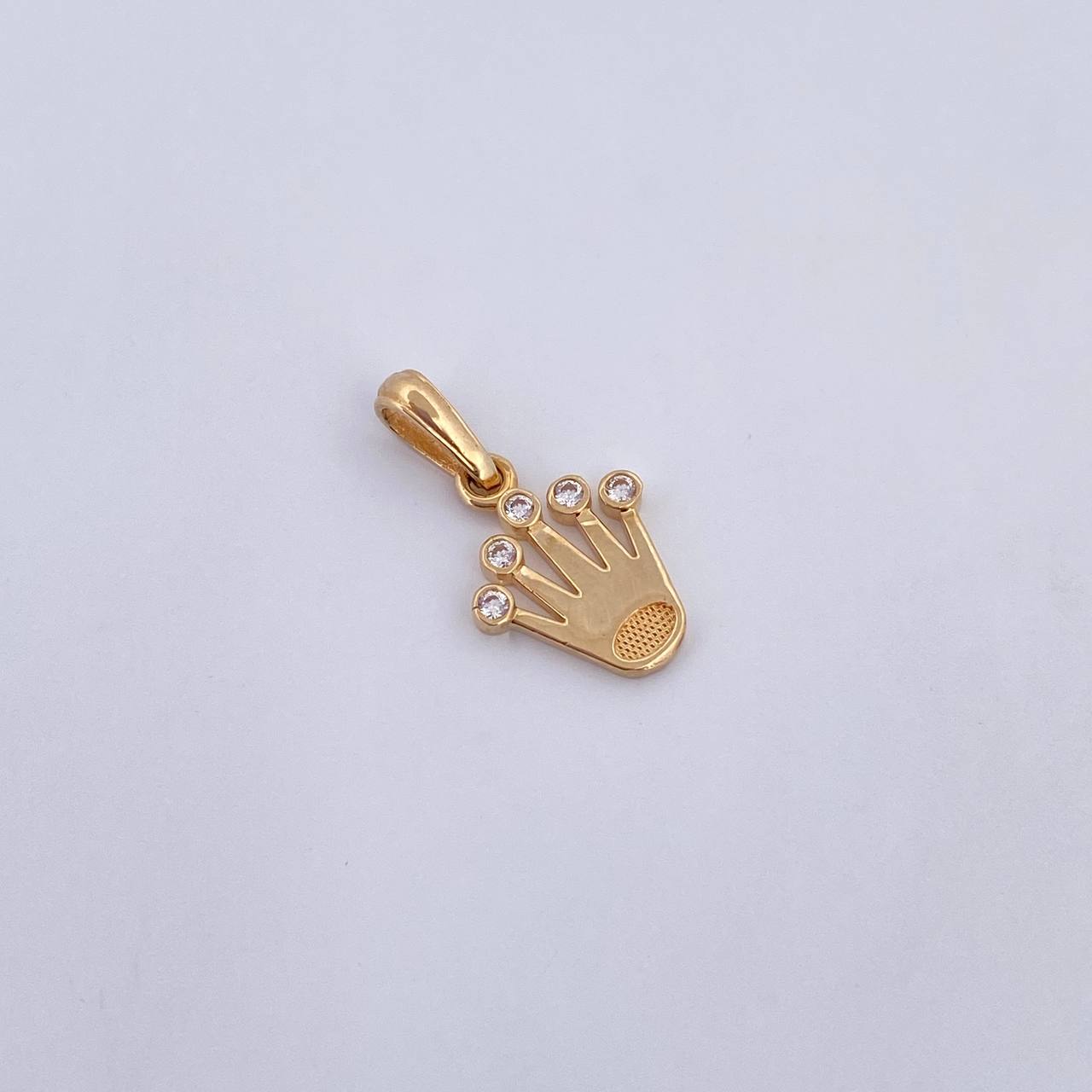 Dije Corona RX 1.15gr / 2cm / Circones Blancos Oro Amarillo 18K &