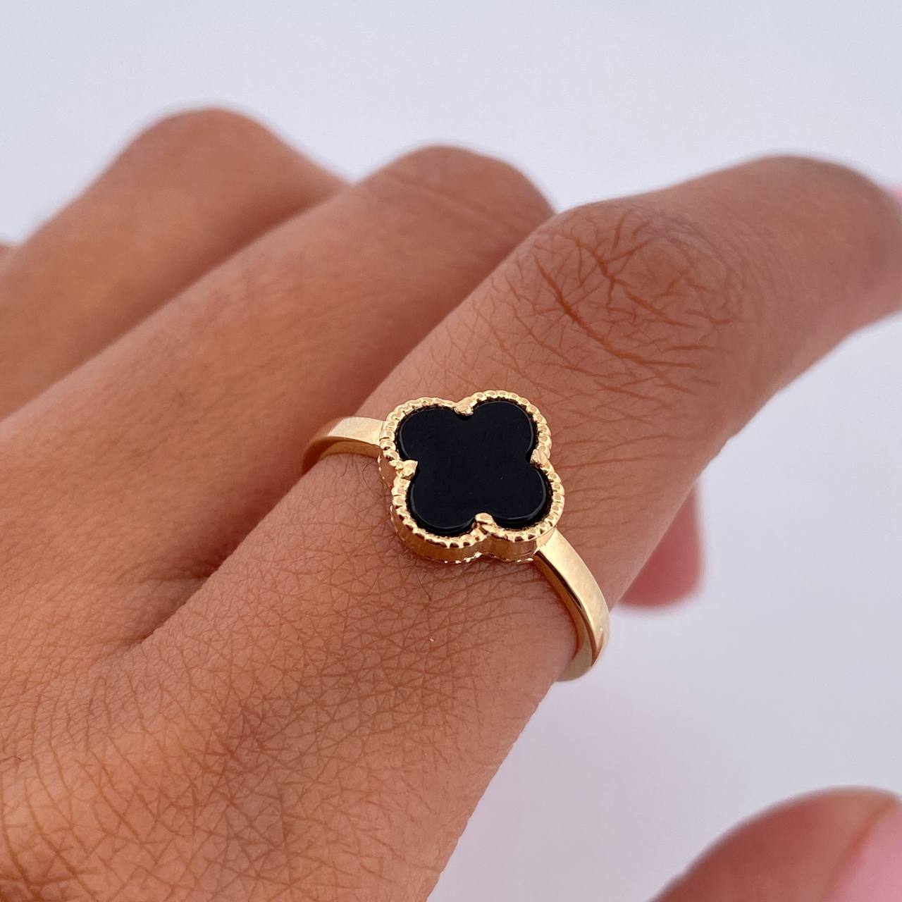 Anillo Trebol 2gr / T6 / Onix Negra Oro Amarillo Nac.Esp. 18K &